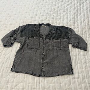 NWOT Vici Oversized Gray Washed Button Down Sz S